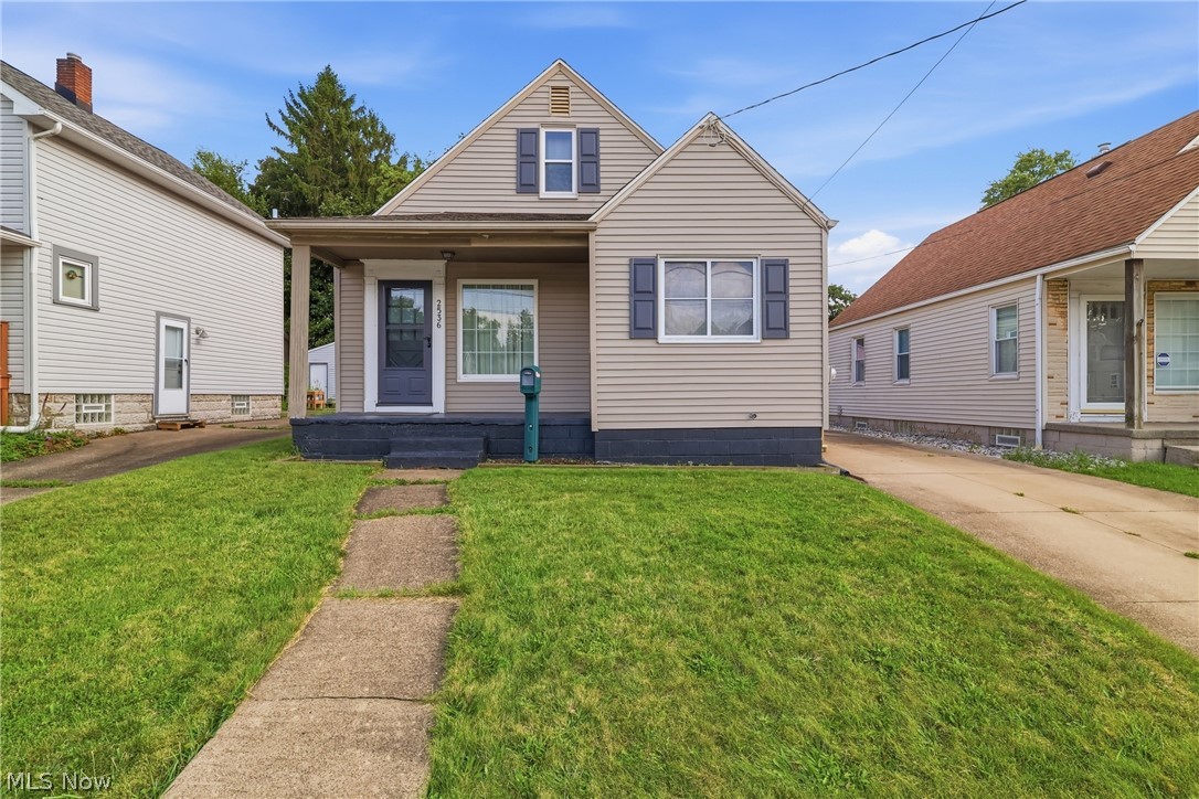 2536 Albrecht Avenue Akron OH 44312