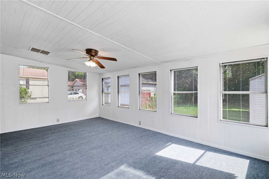 2536 Albrecht Avenue Akron OH 44312