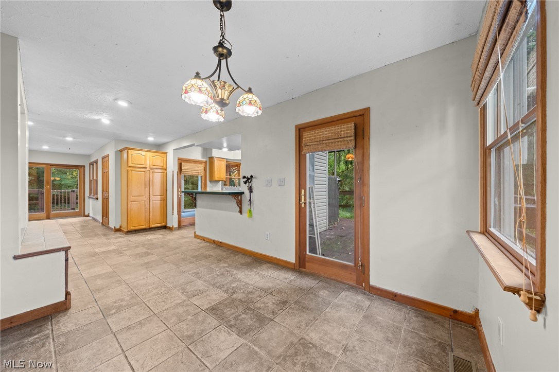 10085 Diagonal Road Mantua OH 44255