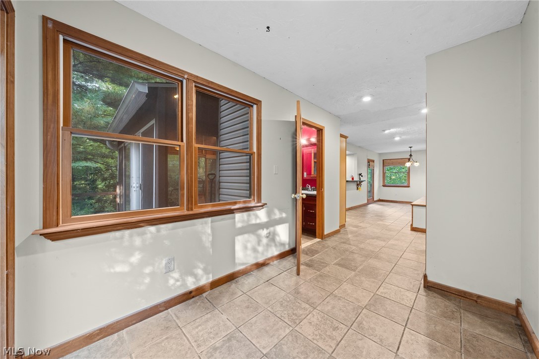 10085 Diagonal Road Mantua OH 44255