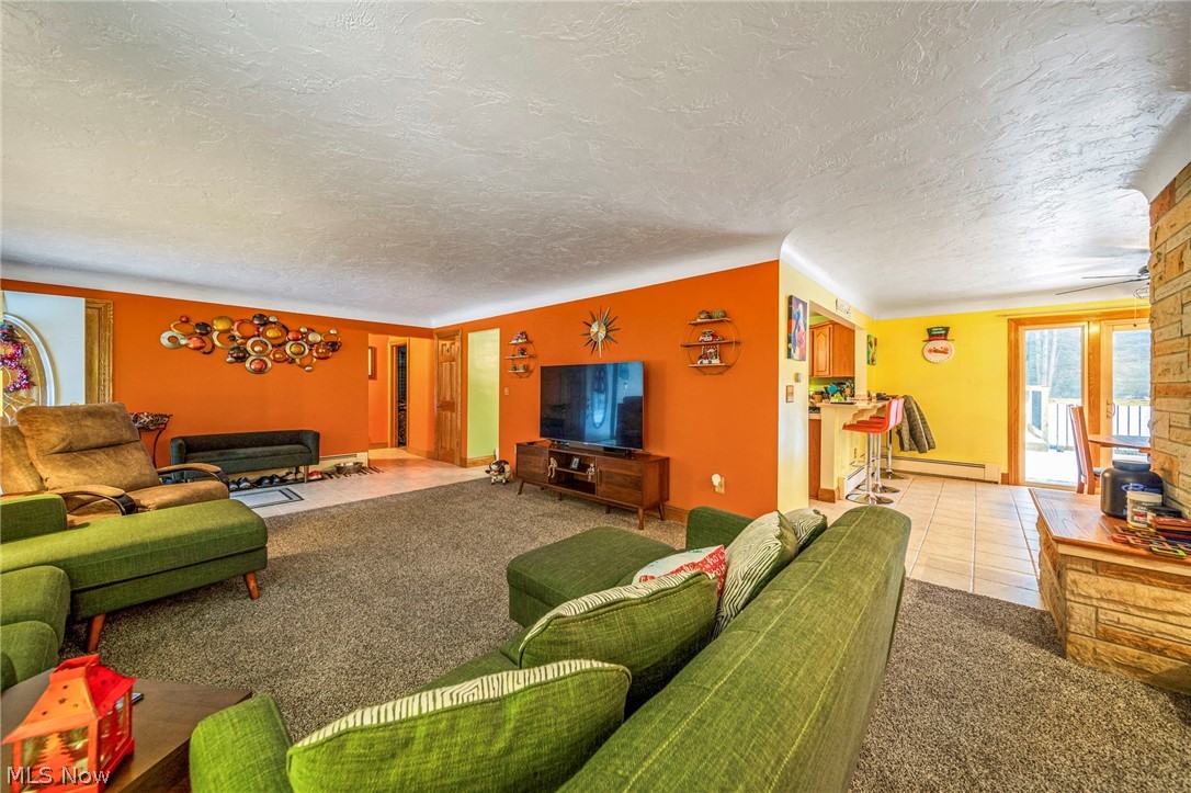 3832 Lake Road Conneaut OH 44030