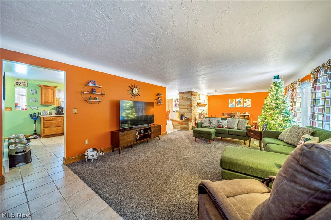 3832 Lake Road Conneaut OH 44030