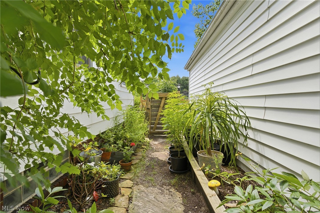 4779 Tiedeman Road Brooklyn OH 44144
