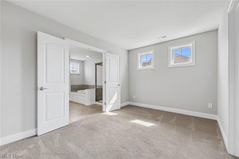 10206 Woodlands Drive Brecksville OH 44141