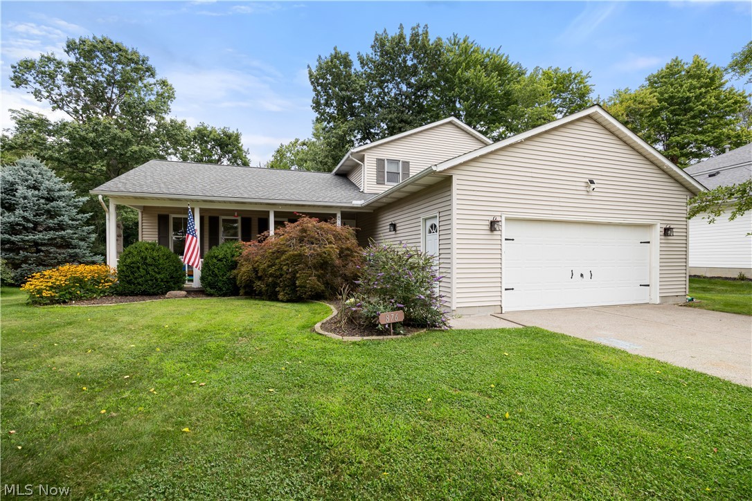 876 Moss Canyon Drive Amherst OH 44001