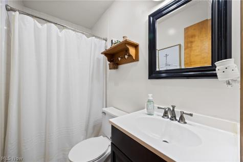 876 Moss Canyon Drive Amherst OH 44001