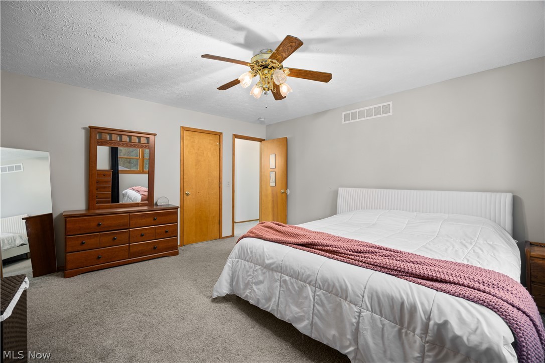 876 Moss Canyon Drive Amherst OH 44001
