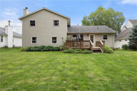 876 Moss Canyon Drive Amherst OH 44001