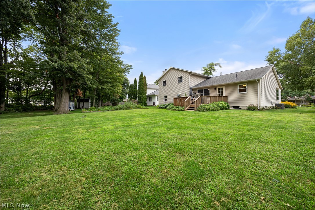 876 Moss Canyon Drive Amherst OH 44001