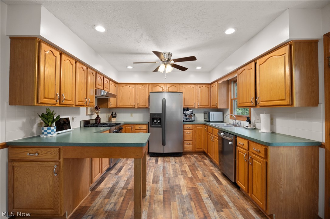 876 Moss Canyon Drive Amherst OH 44001