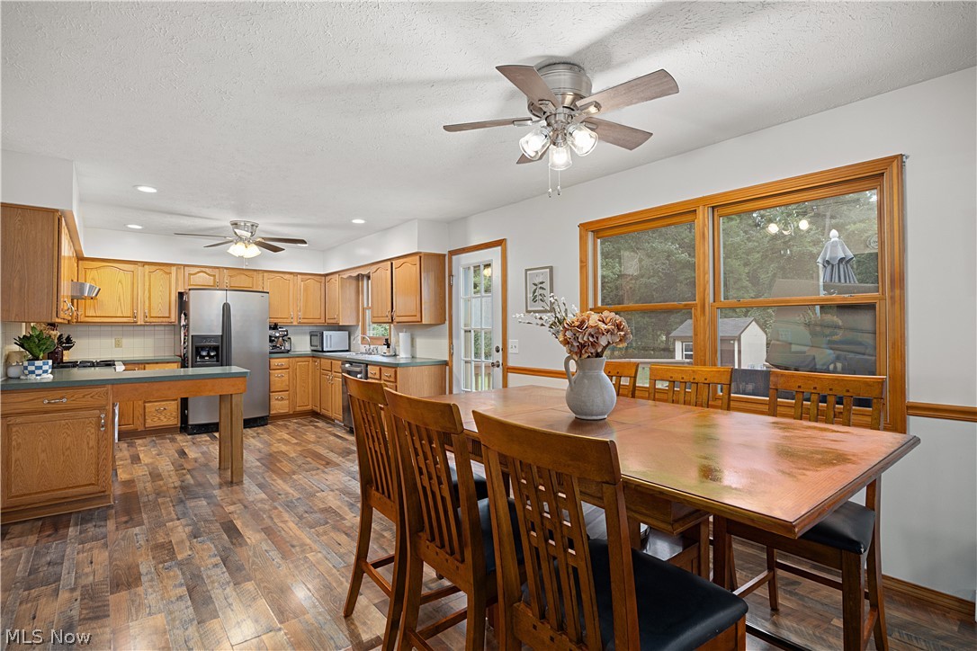 876 Moss Canyon Drive Amherst OH 44001