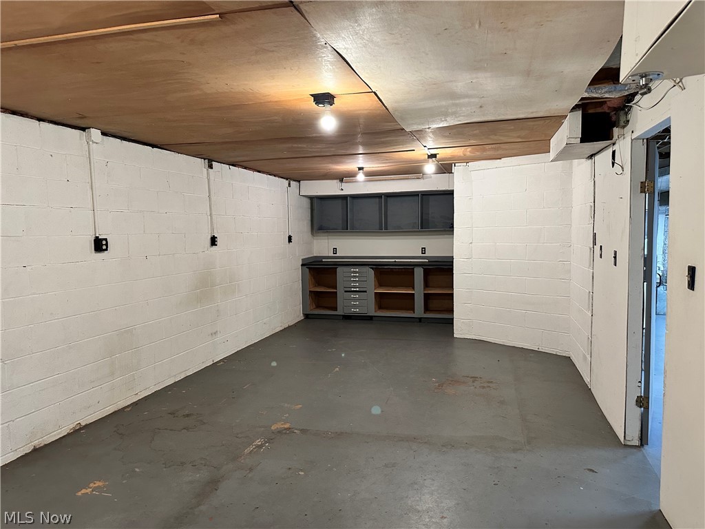 3183 Kingsridge Court East Liverpool OH 43920