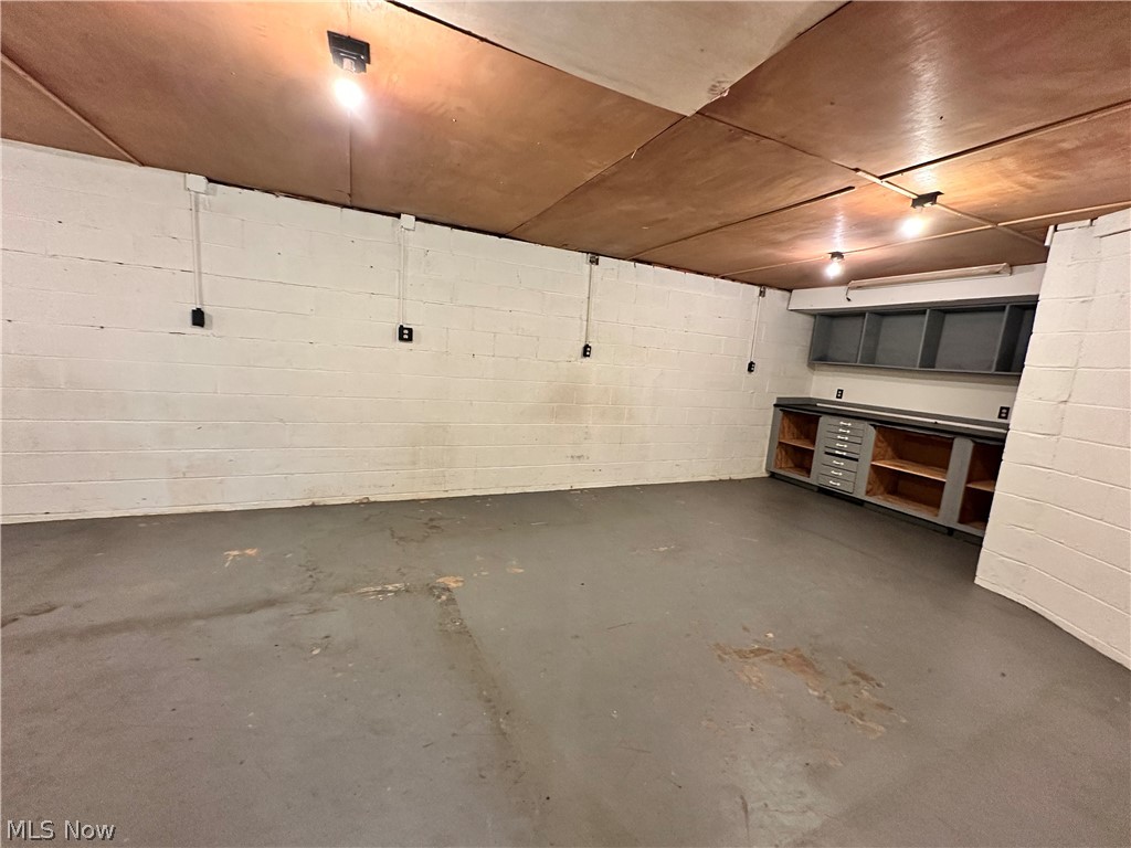 3183 Kingsridge Court East Liverpool OH 43920