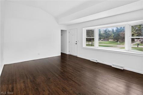 18356 Ash Drive Strongsville OH 44149