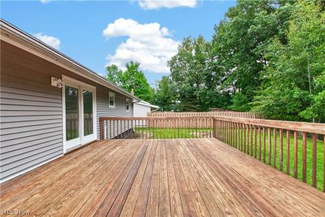 18356 Ash Drive Strongsville OH 44149