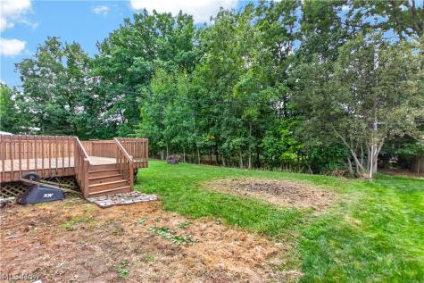 18356 Ash Drive Strongsville OH 44149