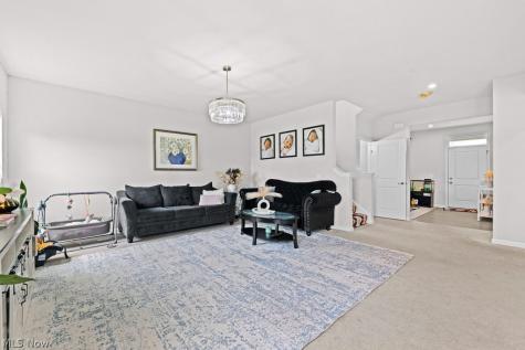 1628 Duncan Way Streetsboro OH 44241