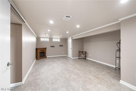 8713 Memphis Villas Boulevard Brooklyn OH 44144