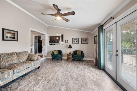 8713 Memphis Villas Boulevard Brooklyn OH 44144