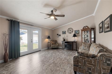 8713 Memphis Villas Boulevard Brooklyn OH 44144