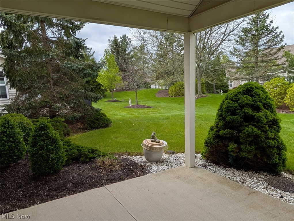 15282 Oak Hollow Lane Strongsville OH 44149