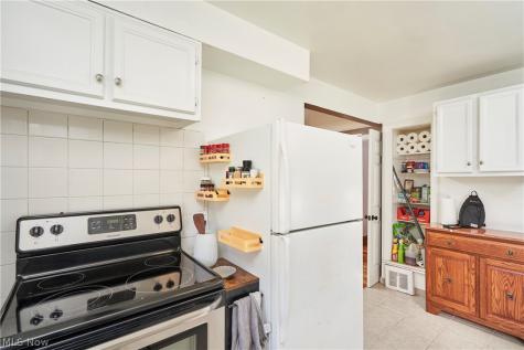 5961 Broadview Road Parma OH 44134