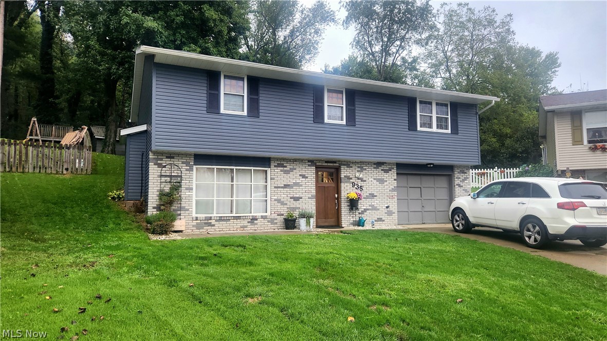 935 Chelsea Drive Dover OH 44622