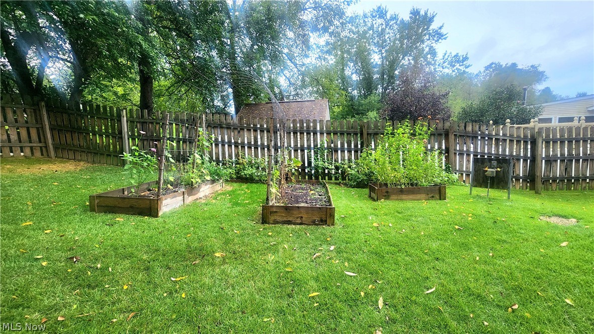 935 Chelsea Drive Dover OH 44622