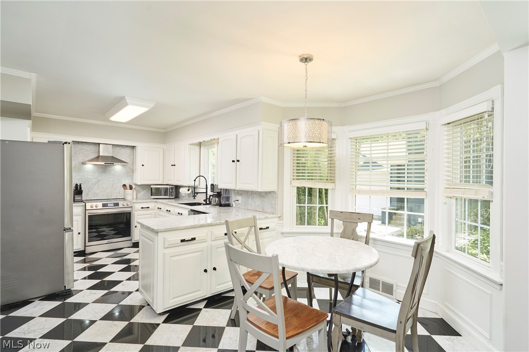 183 Overwood Road Akron OH 44313