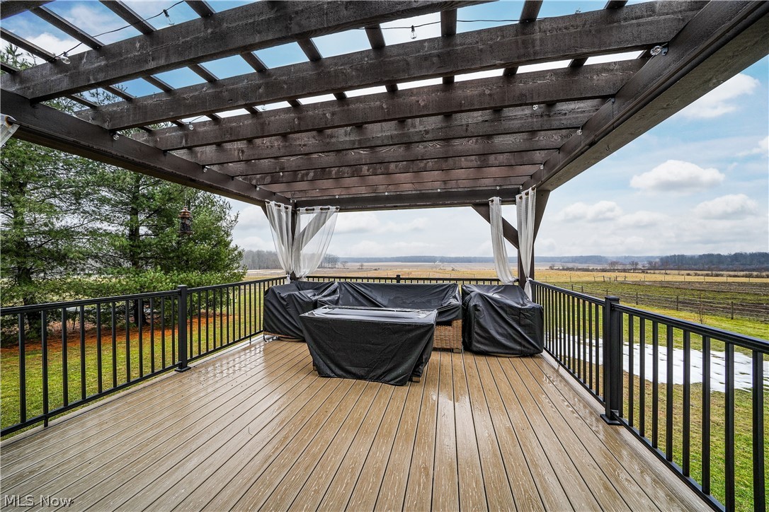 9561 Creaser Road North Bloomfield OH 44450