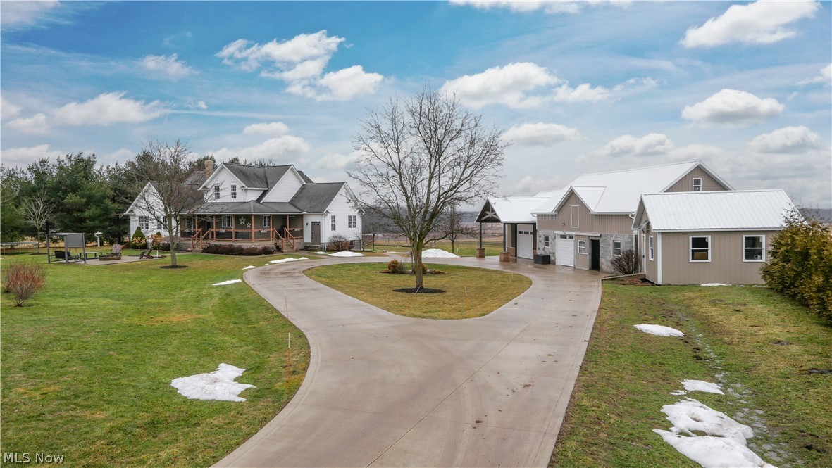 9561 Creaser Road North Bloomfield OH 44450