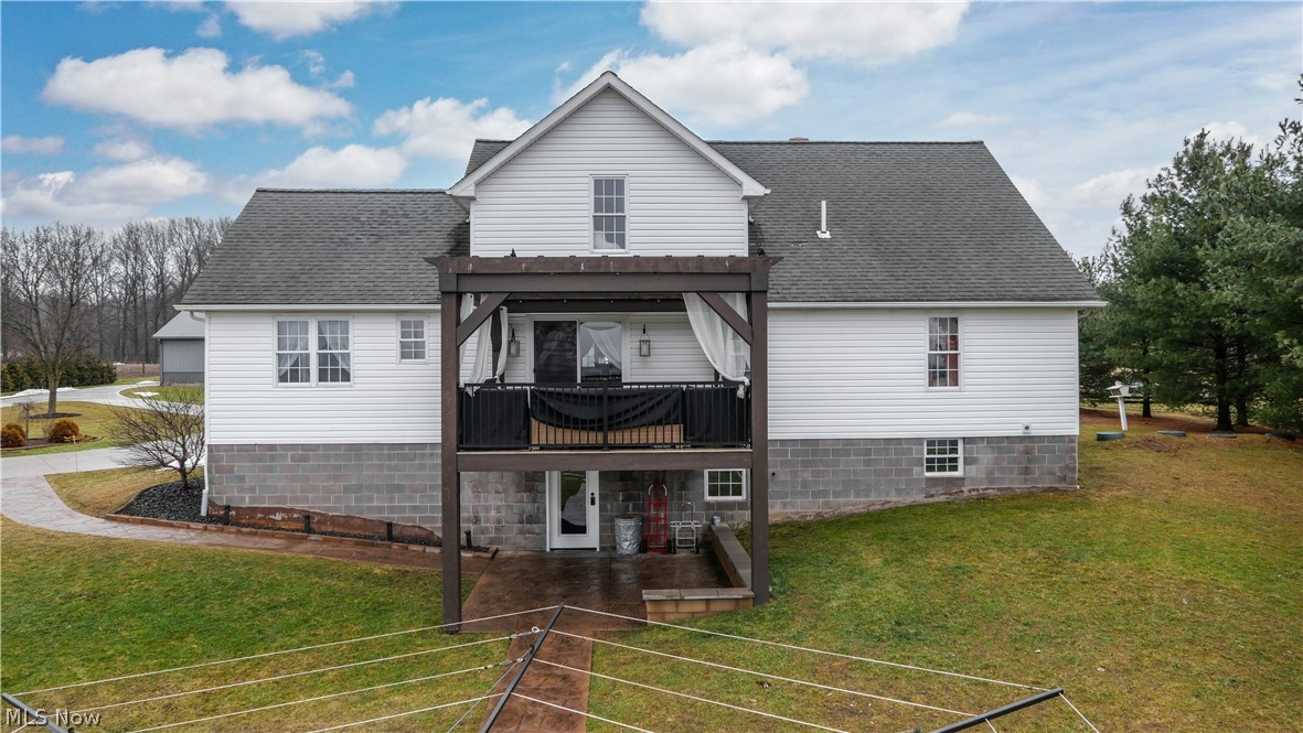 9561 Creaser Road North Bloomfield OH 44450