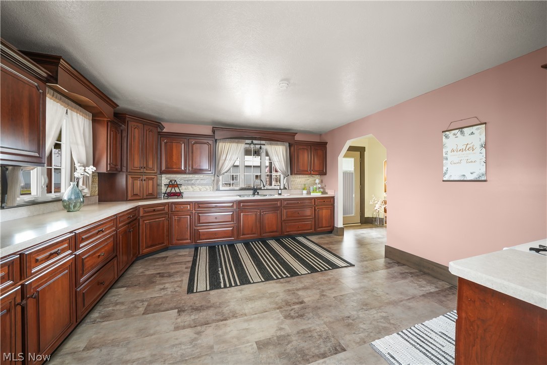 9561 Creaser Road North Bloomfield OH 44450