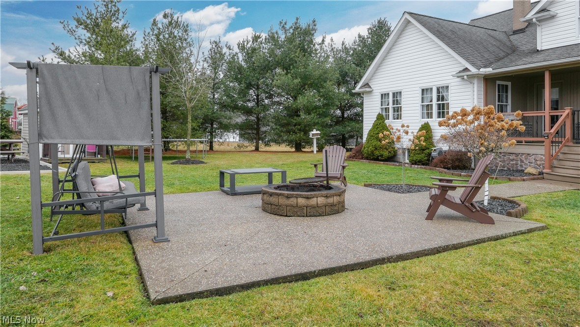 9561 Creaser Road North Bloomfield OH 44450