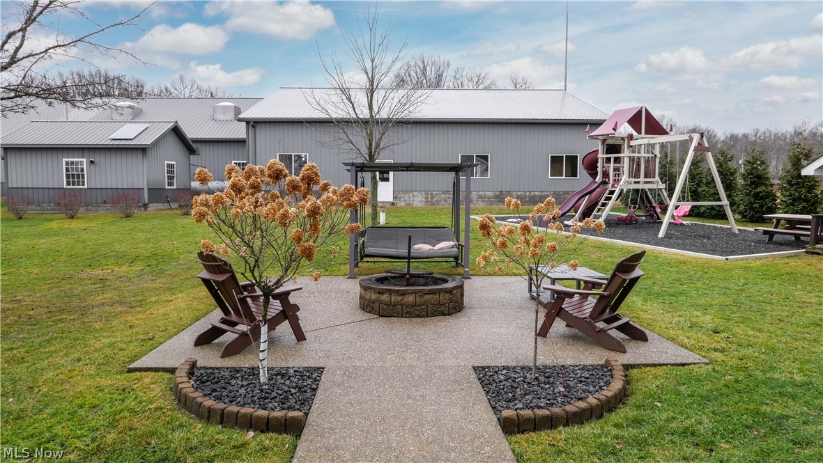 9561 Creaser Road North Bloomfield OH 44450