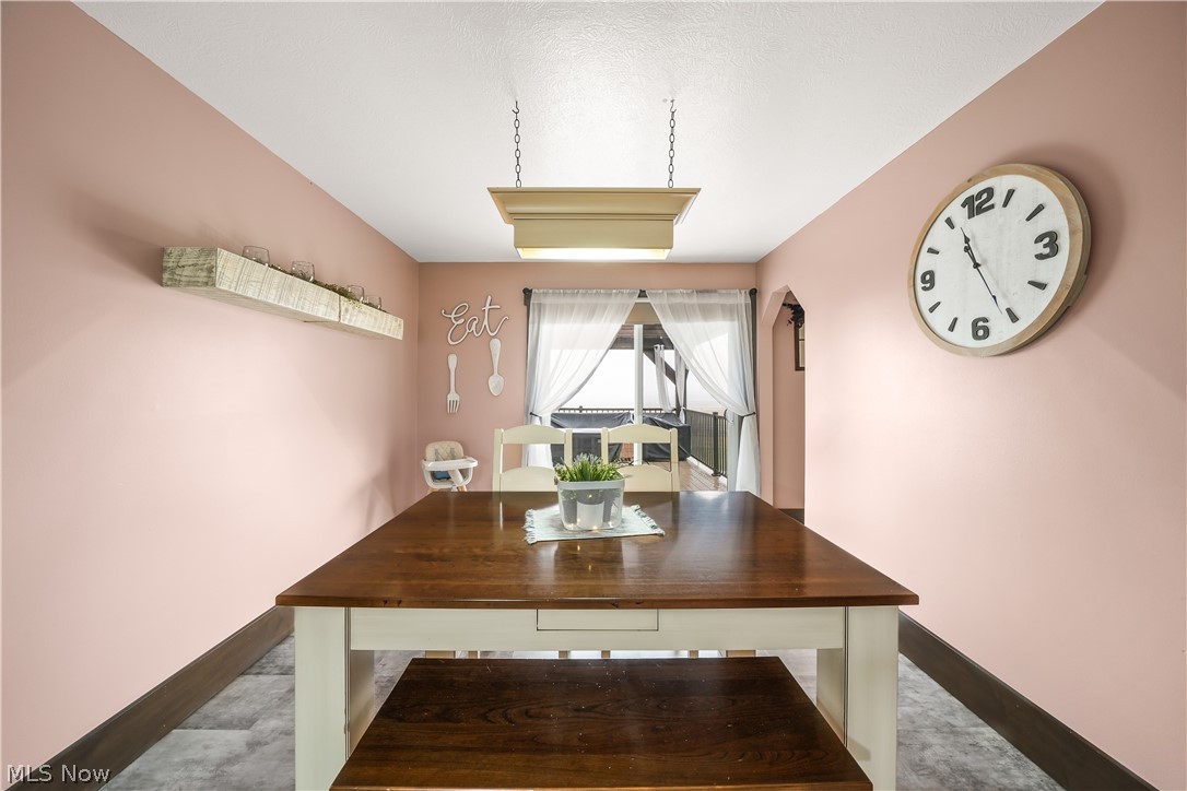 9561 Creaser Road North Bloomfield OH 44450