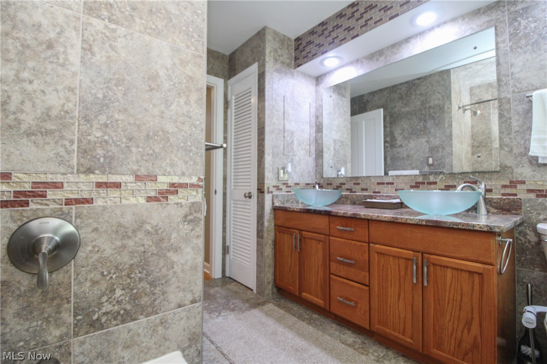 7293 Indian Trail Youngstown OH 44514