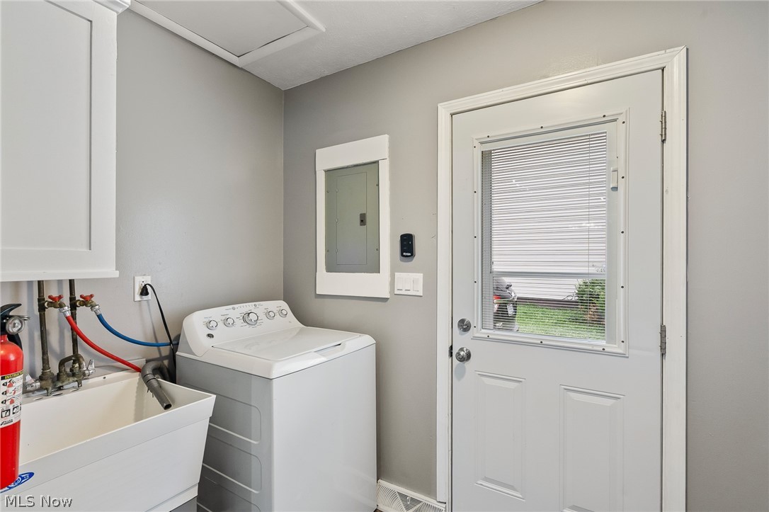 5684 Stanford Avenue Youngstown OH 44515