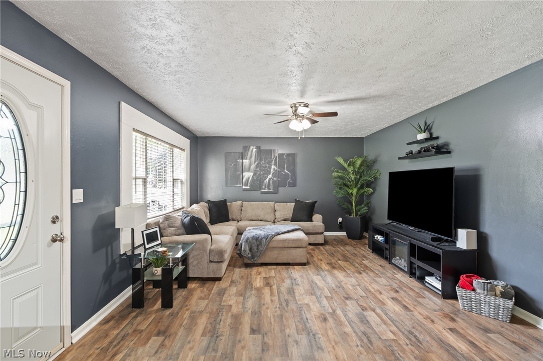 5684 Stanford Avenue Youngstown OH 44515