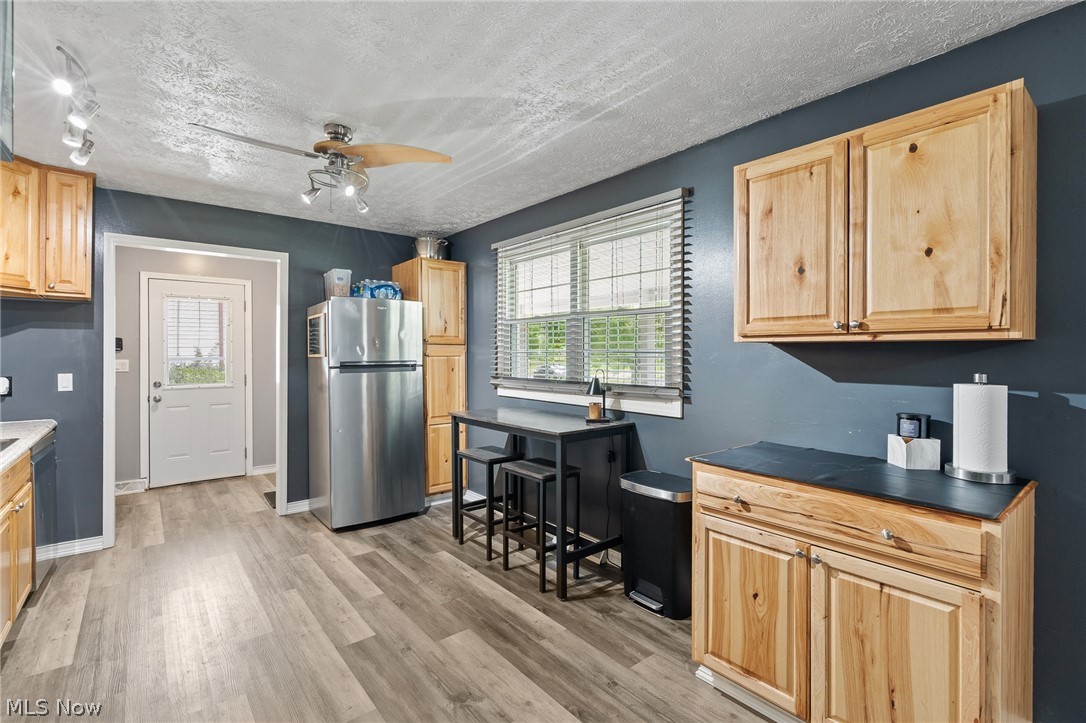 5684 Stanford Avenue Youngstown OH 44515