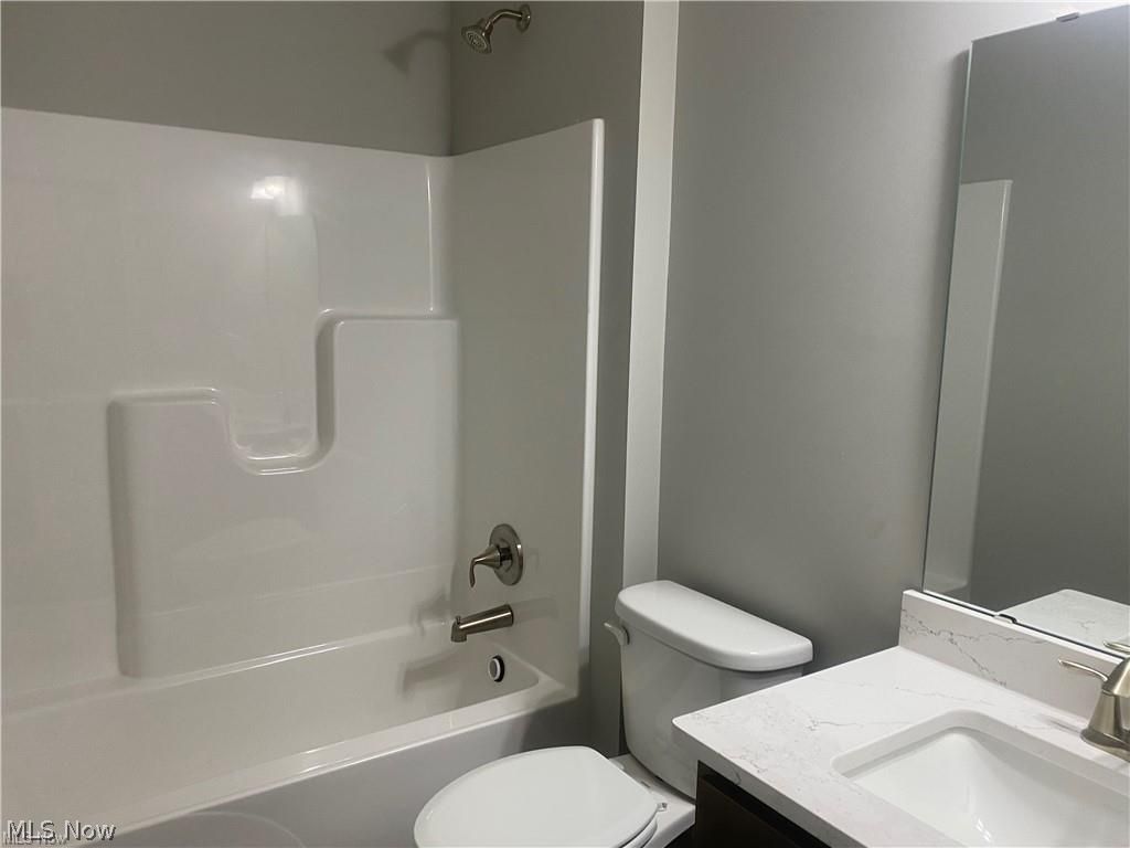 1167 Fox Run Grafton OH 44044