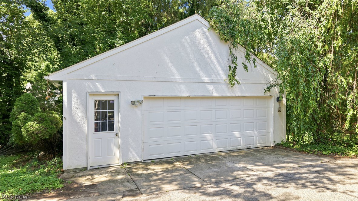 4812 Oak Knoll Drive Boardman OH 44512