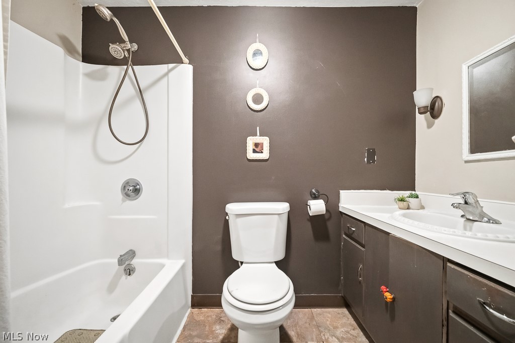 5668 Old Orchard Drive Geneva OH 44041