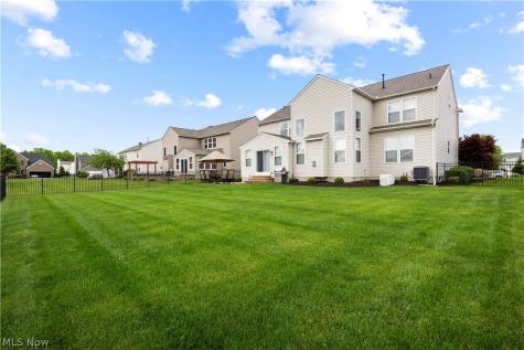 27130 Lynde Drive Olmsted Twp OH 44138