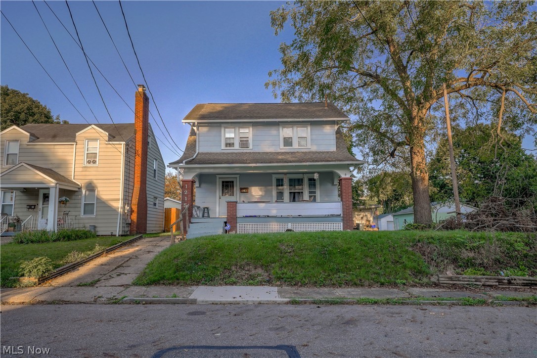 1215 Bellflower Avenue SW Canton OH 44710