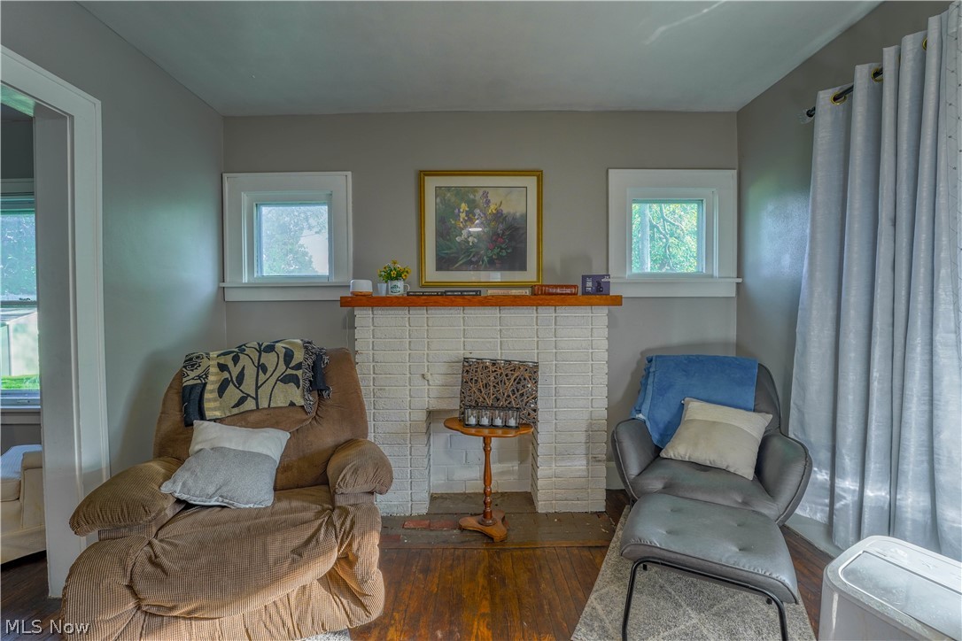 1215 Bellflower Avenue SW Canton OH 44710