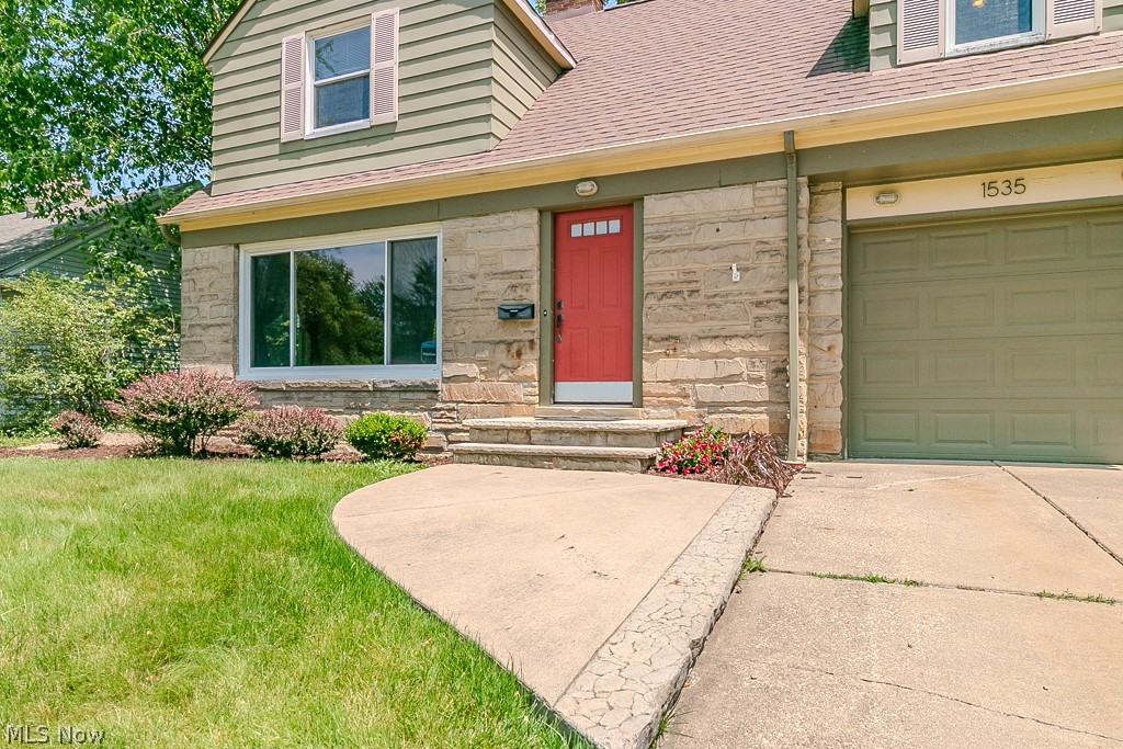 1535 Laclede Road South Euclid OH 44121