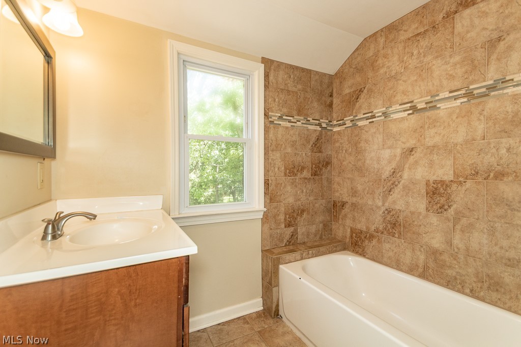 1535 Laclede Road South Euclid OH 44121