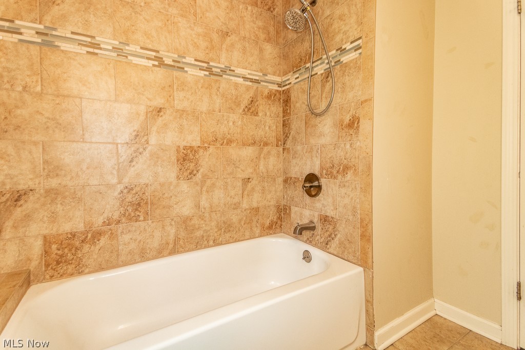 1535 Laclede Road South Euclid OH 44121