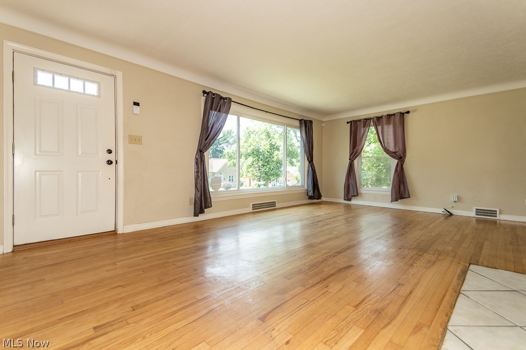 1535 Laclede Road South Euclid OH 44121